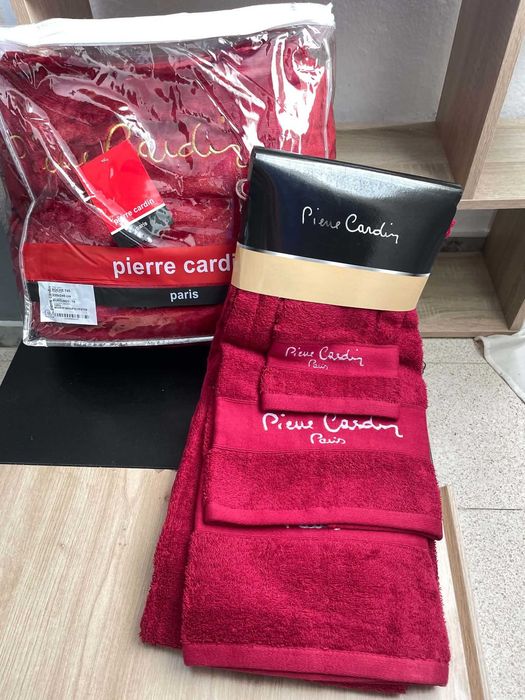 Conjunto da piercardin