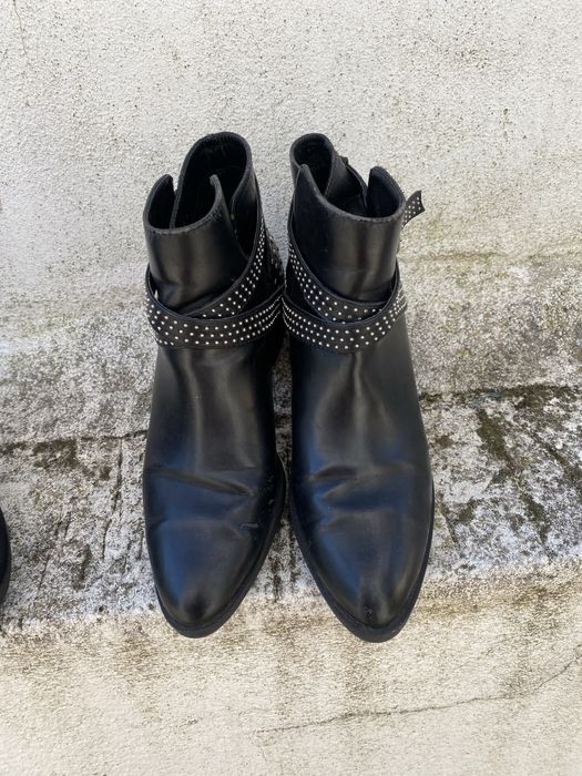 Botas pretas da Berska