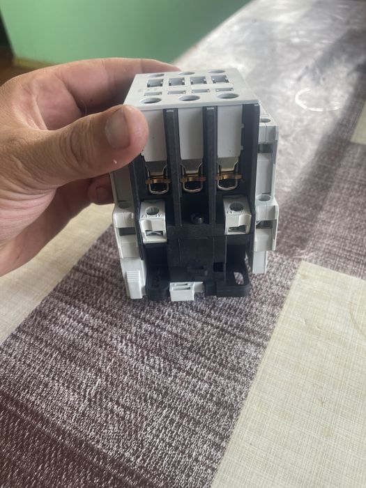 Контактор ETI CEM 65/40