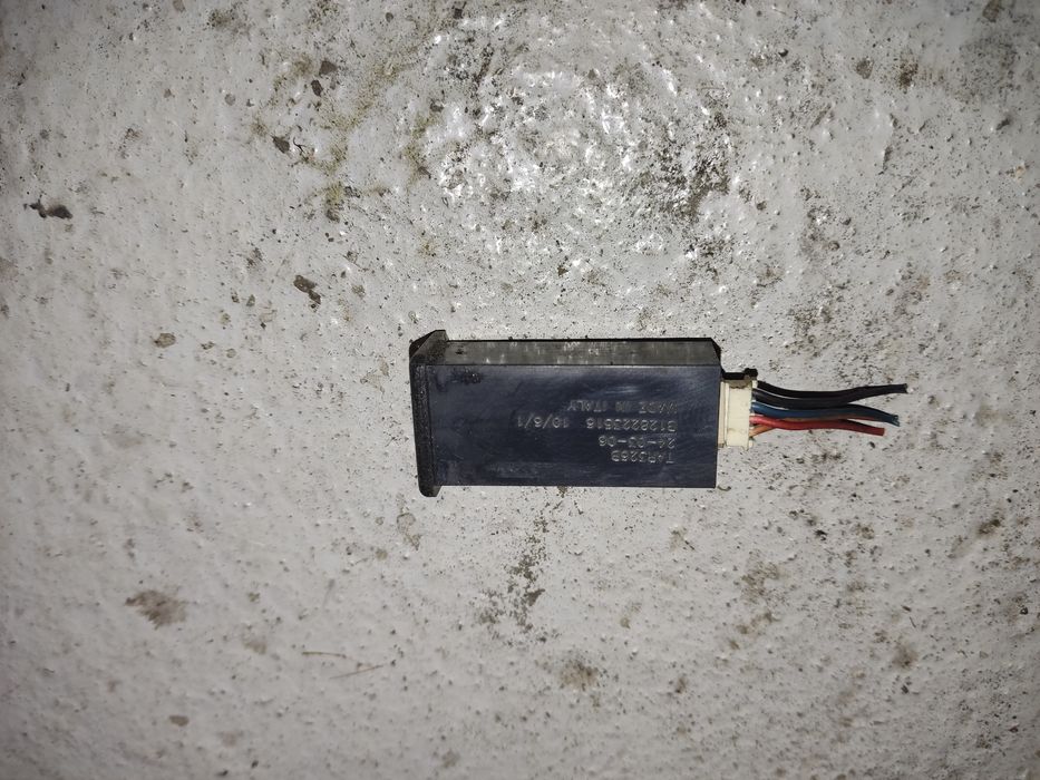 Centralka przełącznik benzyna gaz LPG Tartarini TAR326B