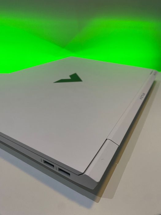 HP Victus 17" Ryzen 7 | RX 5500M | 144Hz64739895891586121