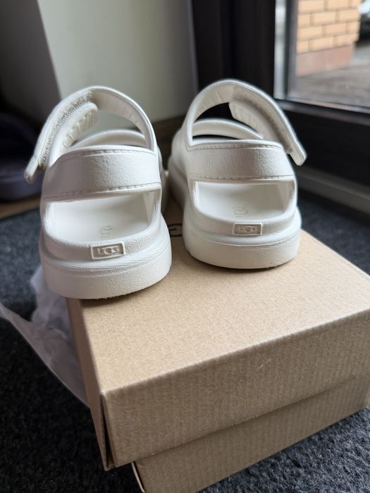 Дитячі сандалі Ugg