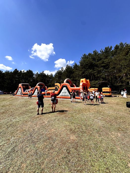 Dmuchana zjeżdżalnia, Dmuchańce na wynajem