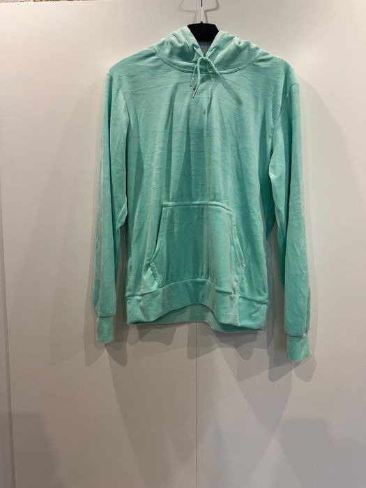 Nowy komplet dresowy