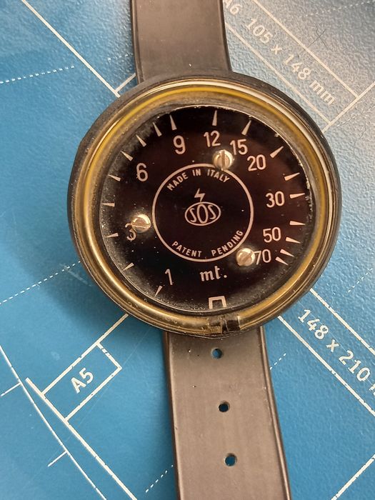 Profundimetro antigo mergulho