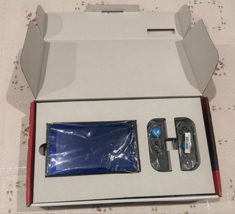 Nintendo Switch V2 + Acessórios Premium Incluídos | Como Nova