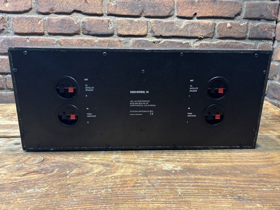 Subwoofer JBL SubControl 1G