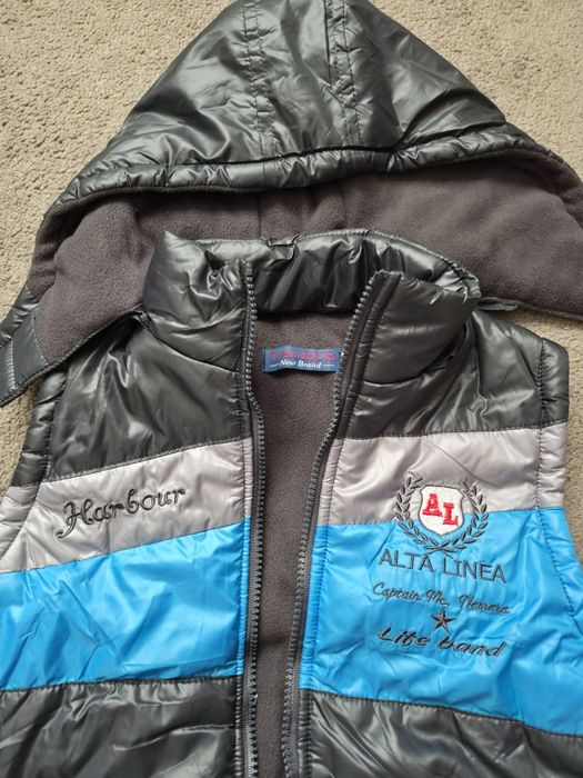 Жилетка на флісі на 9-10 років