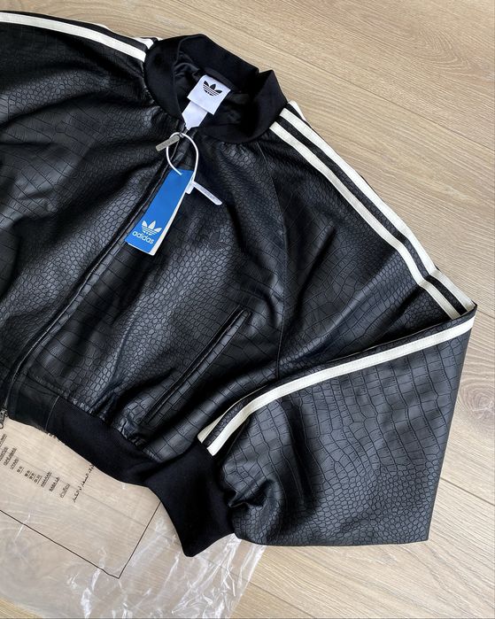 Жіночий бомбер Adidas x Jennie(BLACKPINK)