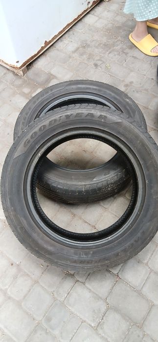 Резина  good year eagle sport