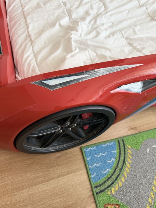 Cama carro para crianca com colchao