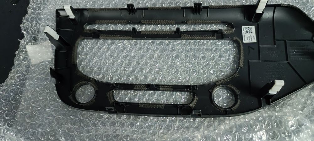 Moldura radio Kia Ceed