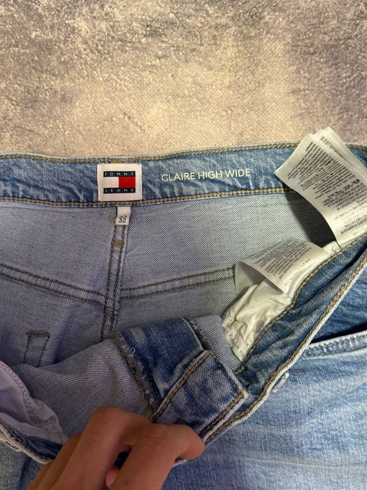 Джинсы Tommy Hilfiger