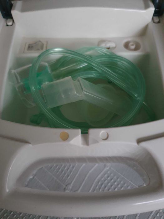 Inhalator dla dzieci i dorosłych Sanitas SIH 21. GRATIS KOŃCÓWKI.