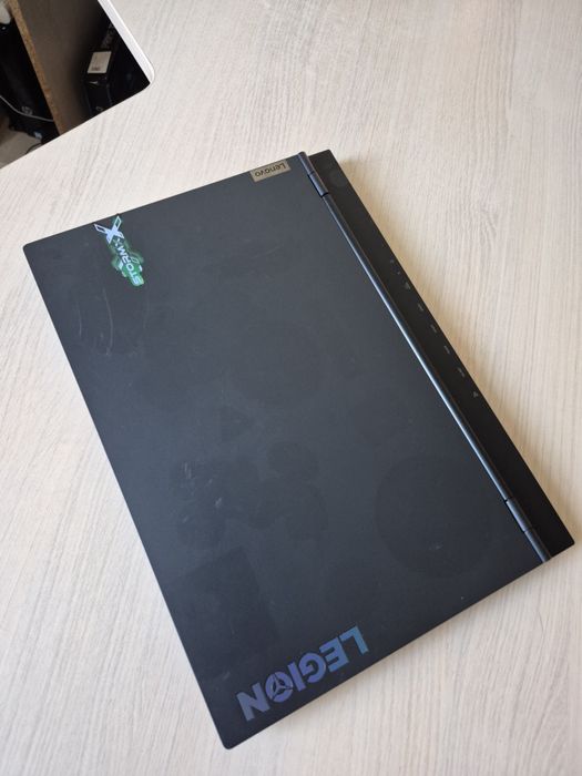 Lenovo Legion 5 / RTX 3050 / Ryzen 7 5800H / 16GB / 165Hz