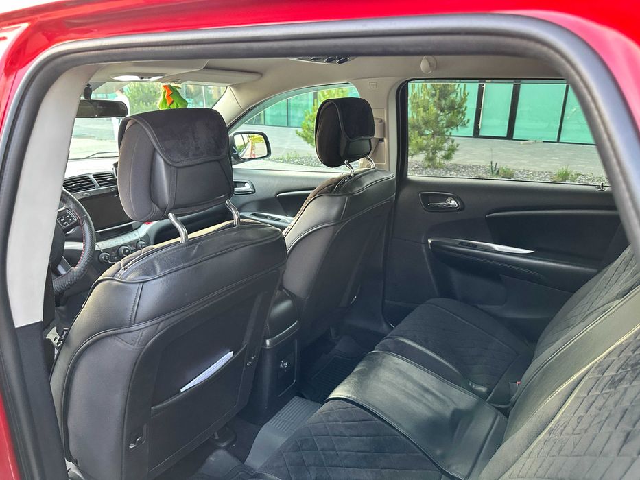 Продам Dodge Journey 2012