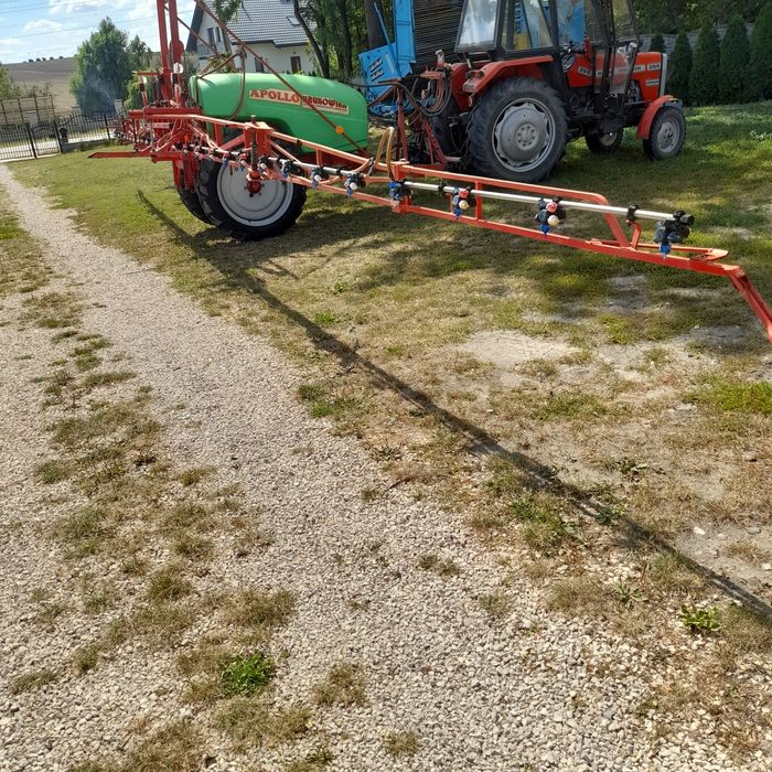 Opryskiwacz ciągany Krukowiak 1000L 15m