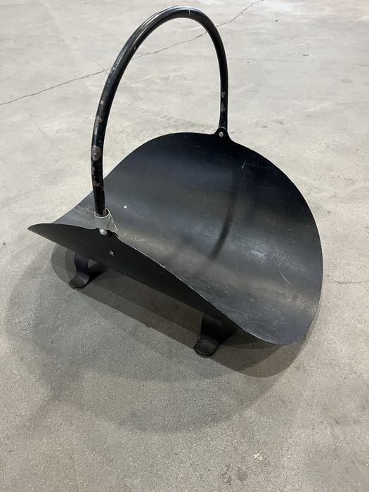 Kosz do drewna kominka metalowy