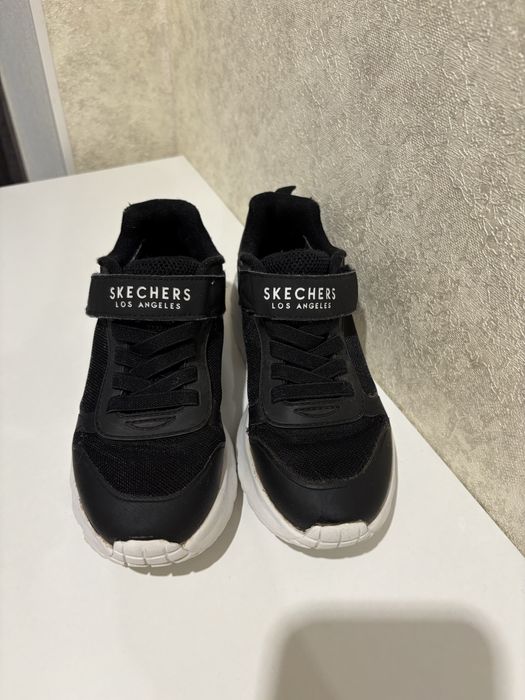 Кросівки Skechers 32р.