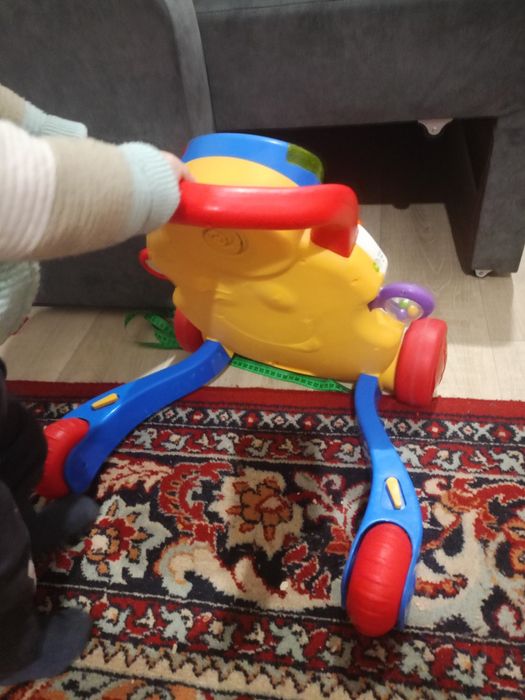 Продам б/у для обученія хотьби