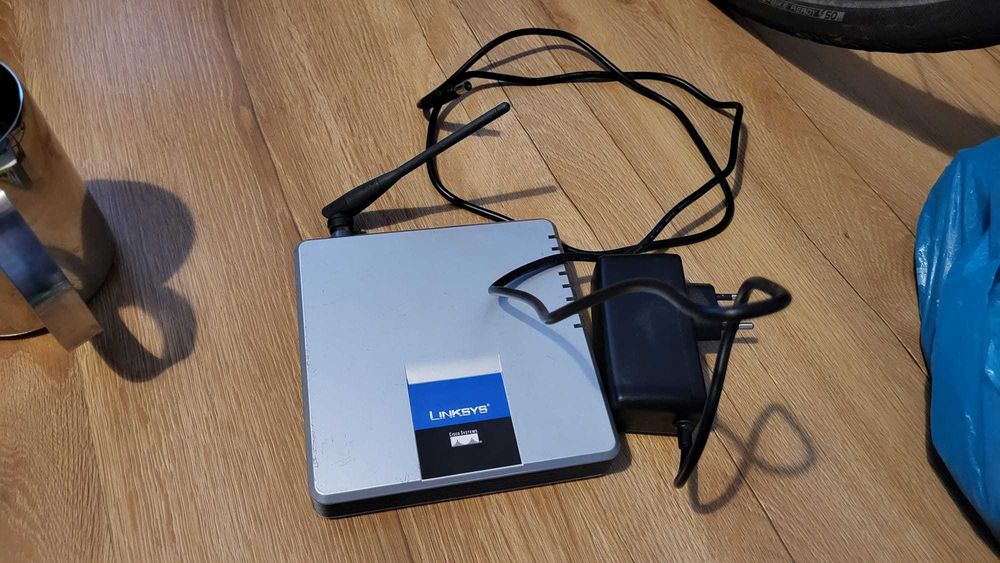 Router Wi-Fi Linksys (Cisco) + zasilacz