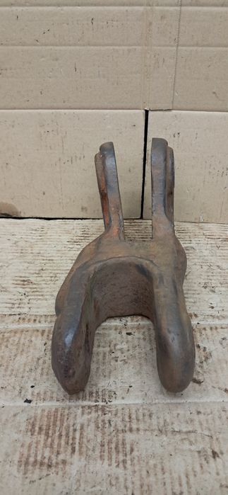 Скоба навіски вилка кардану ДТ 75 74