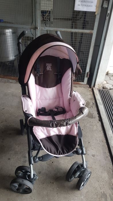 Vendo esta carro para  crianças