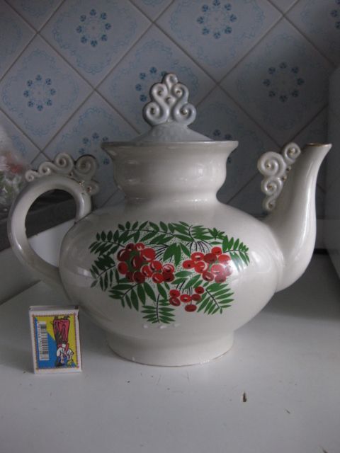 Продам большой чайник/заварник