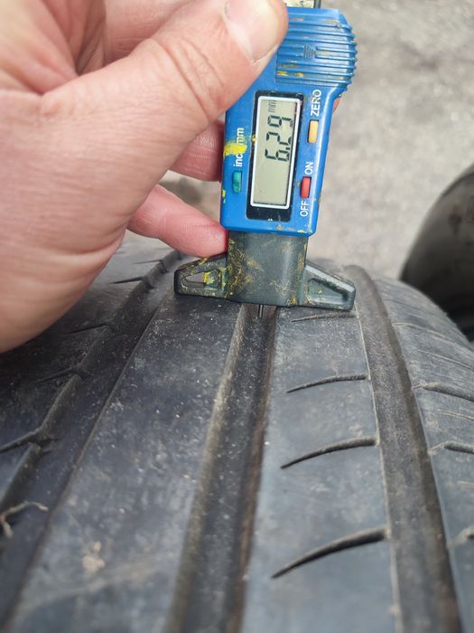 Dwie opony Michelin Latitude Sport 225/60/18 100H