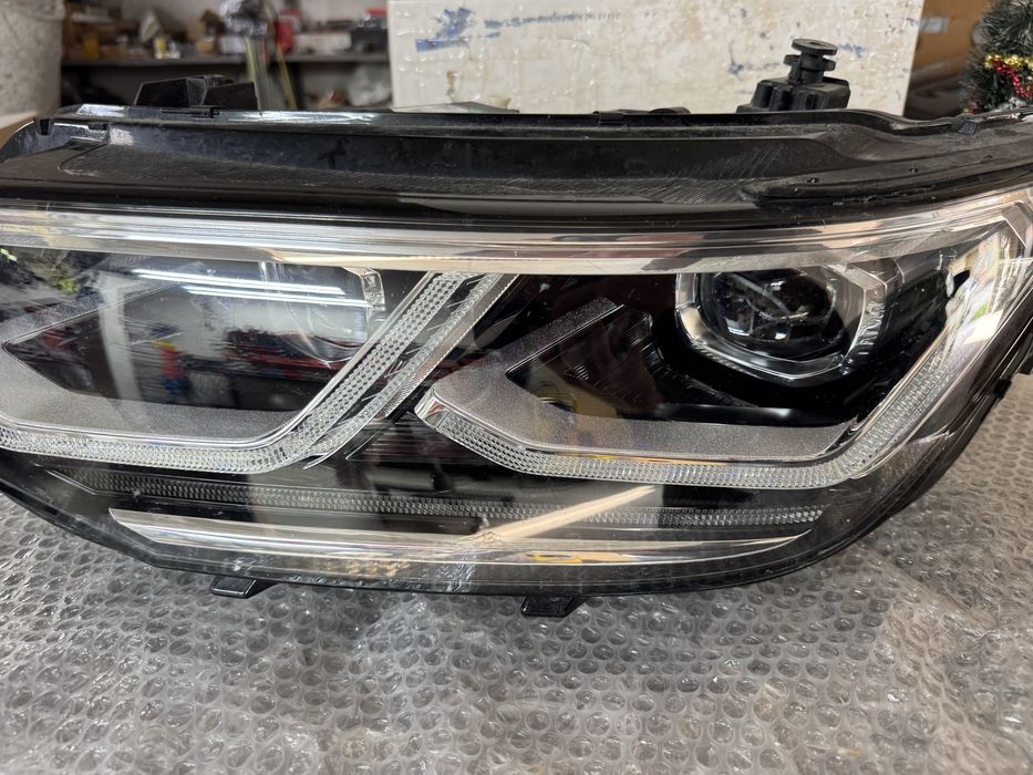 Фара VW Tiguan II рестайлінг фара ліва IQ LIGHT 5NN941081D