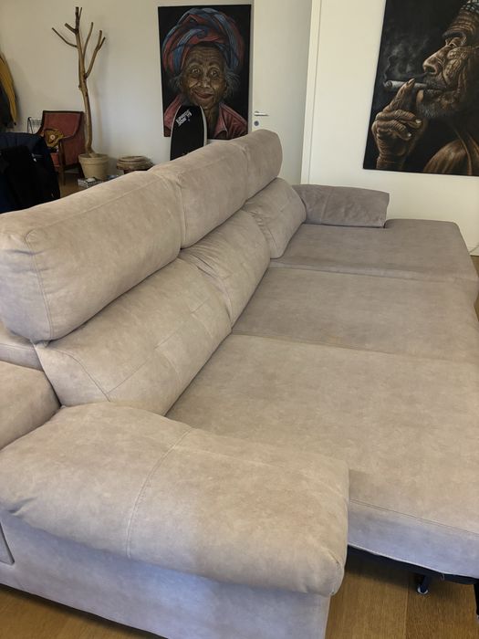 Sofá semi novo com 3 anos de uso, beje URGENTE