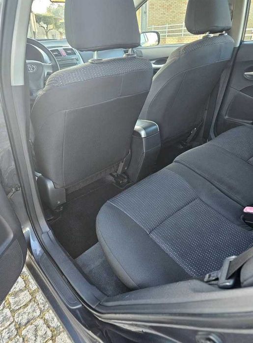 Toyota Auris 1.4 D4D 90CV - 09 UNICO DONO