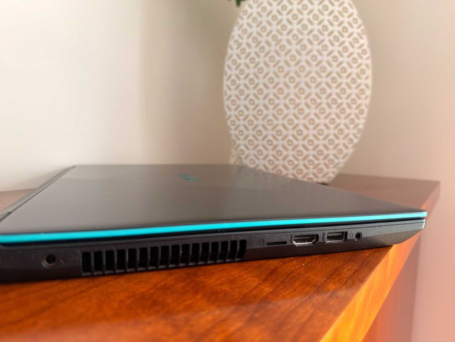 Asus X560u Gamming 15.6"FHD|i5-8250U|16GB Ram|Ssd 512Gb|GTX1050 4Gb|