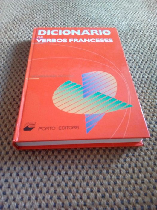 "Dicionário de verbos franceses" - Porto Editora