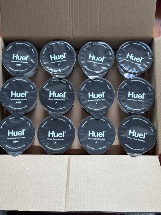 Proteina Huel Black Edition + Hot & Savoury (embalagens seladas)