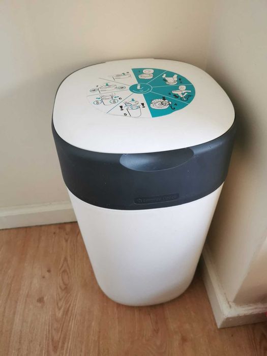 contentor fraldas Tommee tippee twist and click