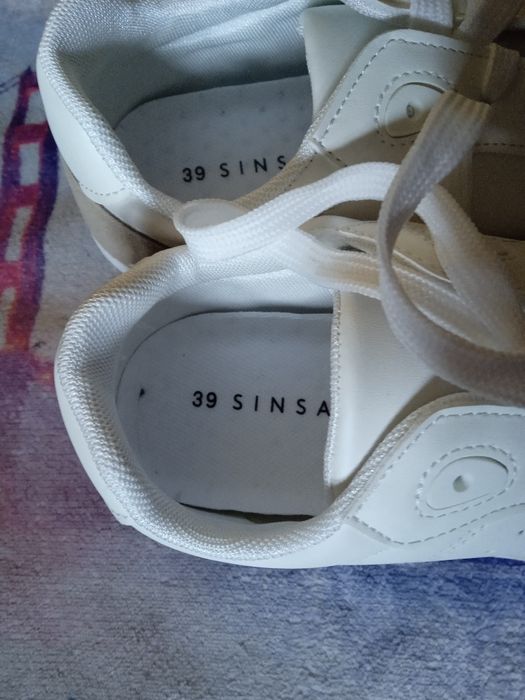 Sneakersy rozm 39 białe nowe