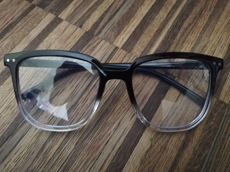 Oprawki okularowe dwukolorowe (zerówki)