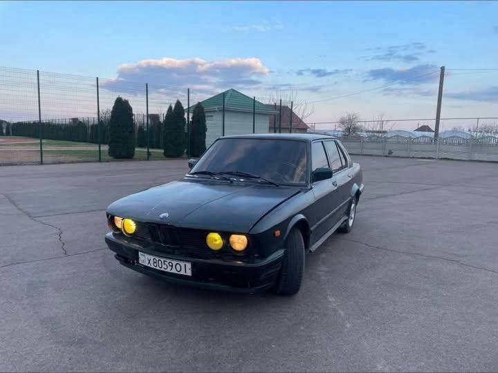 Продам бмв е28 или  же 518 (движок м43)