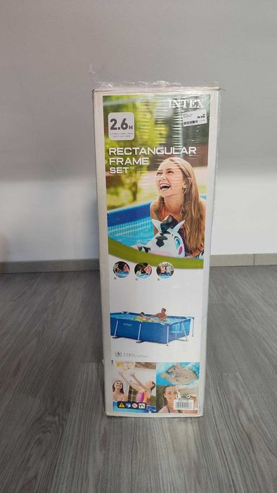 Piscina com Motor e Resguardo