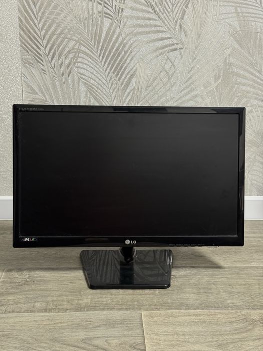Продам монитор LG