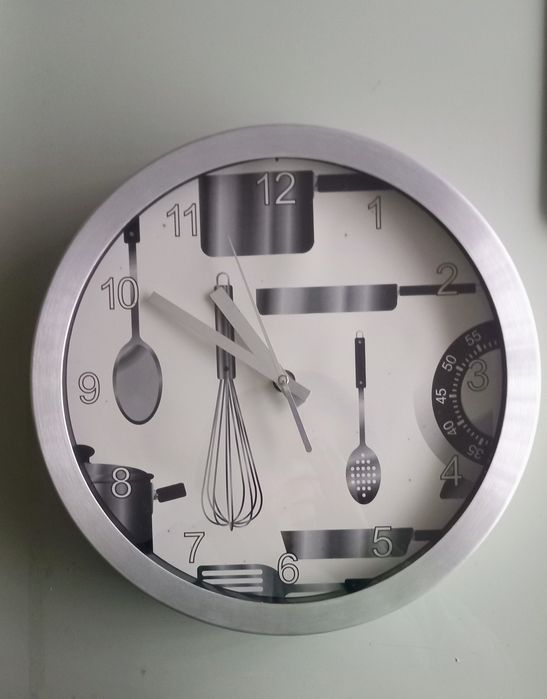 Relógio cozinha com pilha a funcionar
