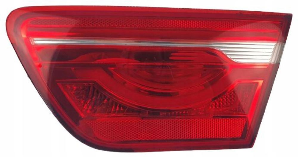 jaguar xe x760 prawa lampa tylna tył w klape $