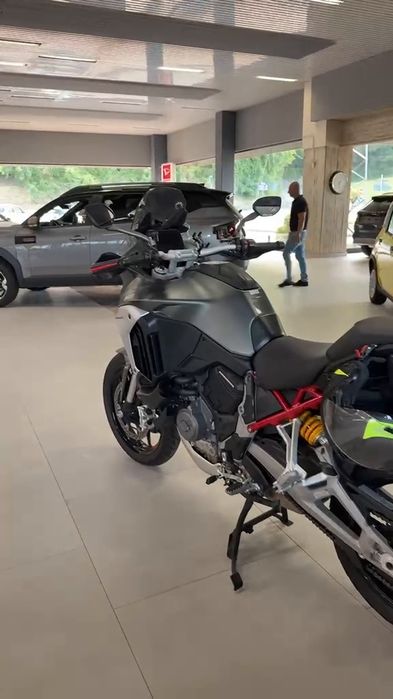 Ducati multistrada v4s radar c/ 3 malas