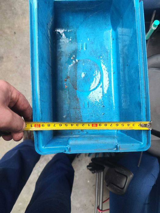 MOCNY pojemnik skrzynka pudełko plastikowe organizer na śrubki Tarnów