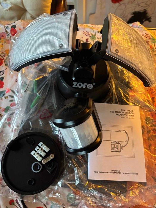 Security Projector/Spotlight447233816213606401