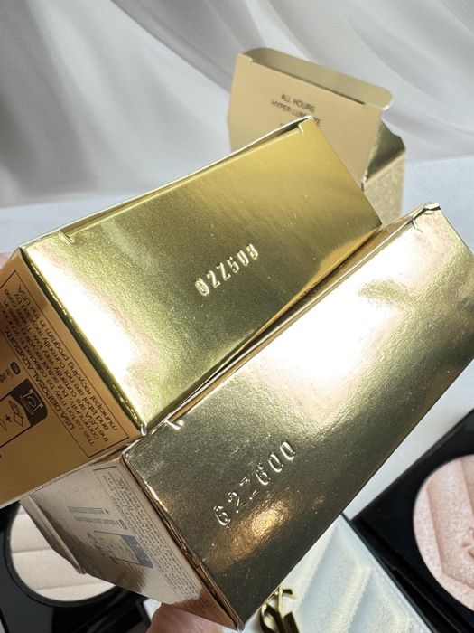 Хайлайтер для обличчя Yves Saint Laurent