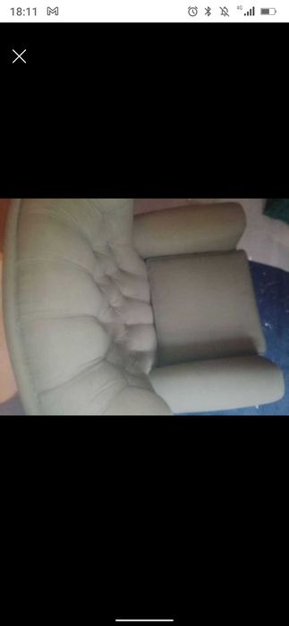 Sofás poltronascomo novos