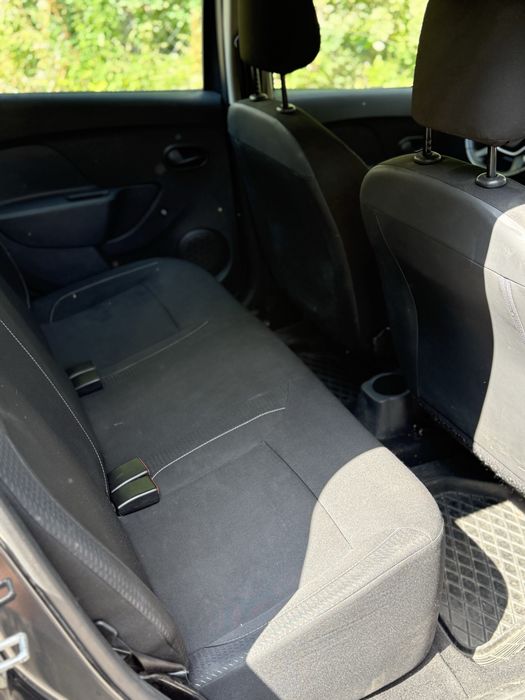 Продам Dacia , Renault Sandero 2017 газ/бенз