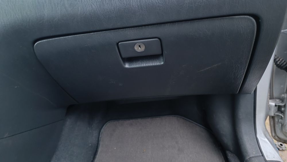 Portas Toyota Corolla E12